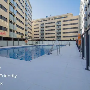 Enjoygranada Arabial 5a - Pool & Free Parking Apartment
